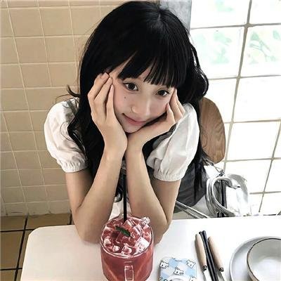 小姐嬉春
